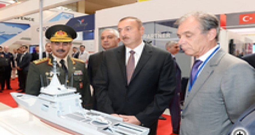 Azerbaijan shows off arms industry at country's first weapons show