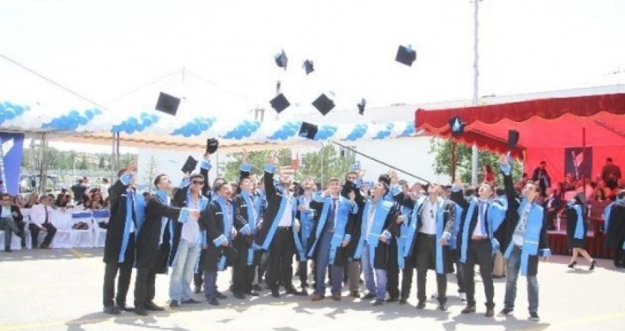 Dünyanın ən yaxşıları arasında niyə Azərbaycan universitetləri yoxdur?