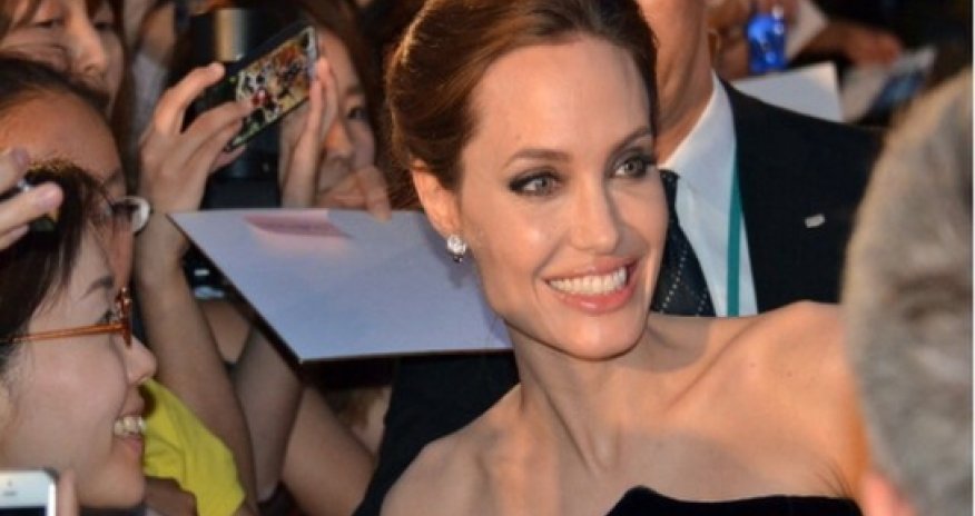 Breast cancer test 'Angelina Jolie effect' found