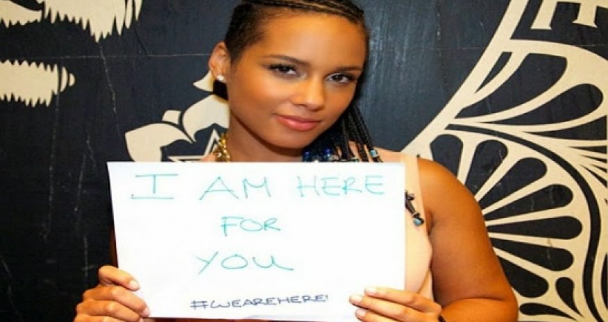 Alicia Keys leaks own nude photo 'to create a kinder and more peaceful world'