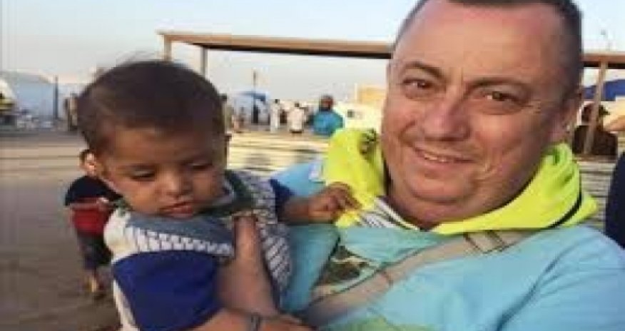 Wife of captive Alan Henning begs ISIS to let him go