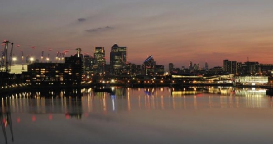 London overtakes Hong Kong as most expensive city in the world - LIST