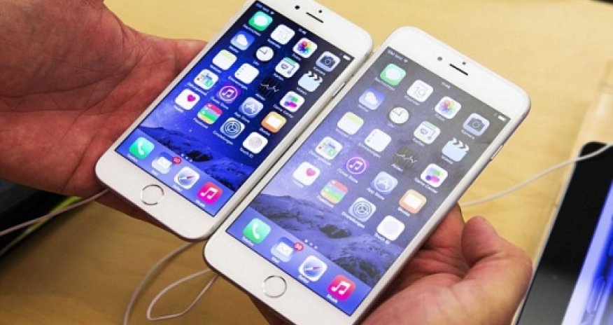 iPhone woes mount as Apple pulls iOS 8 software update - VIDEO