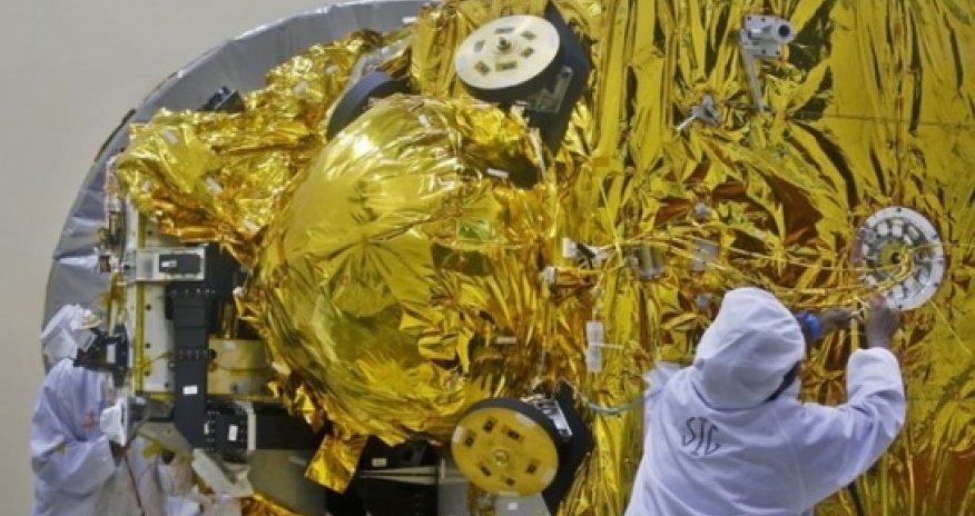 Why India's Mars mission is so cheap - and thrilling