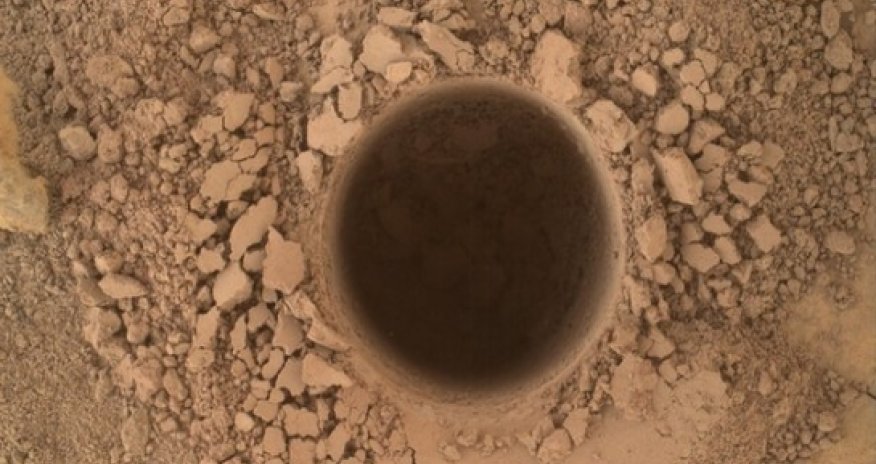 Curiosity Mars rover drills into base of Mount Sharp