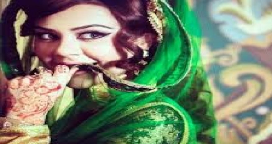 Azerbaijan beauty Oksana is India’s "best cine stars"