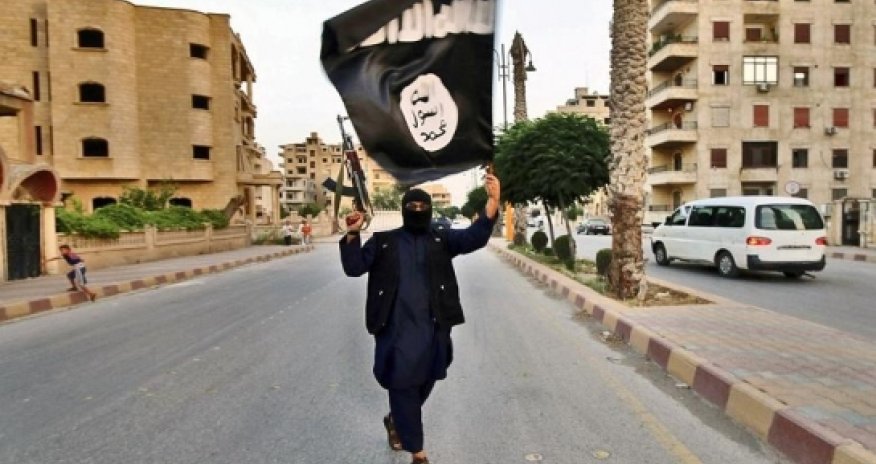 Syrian town fears massacre