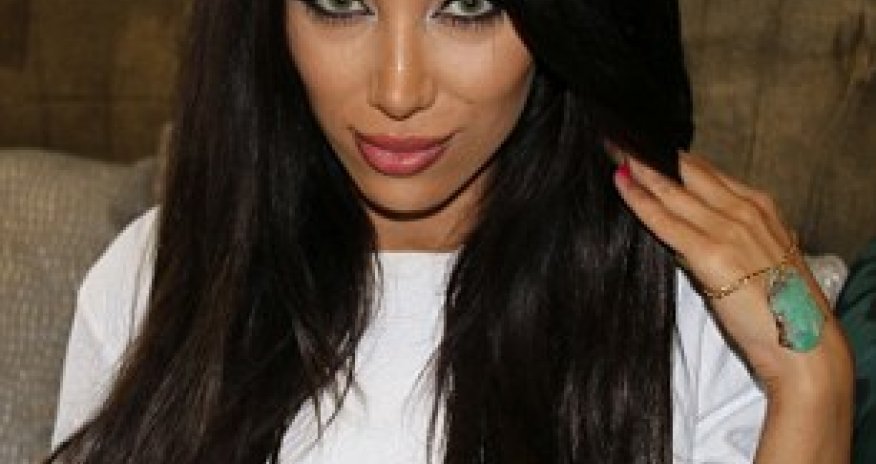 Aspiring model claims Kim Kardashian has "ruined" her career? - PHOTO+VIDEO