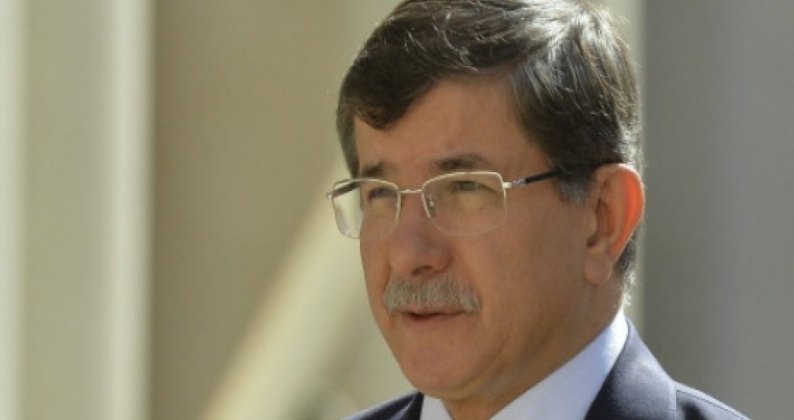 Türkiyə hökuməti istefaya göndərildi