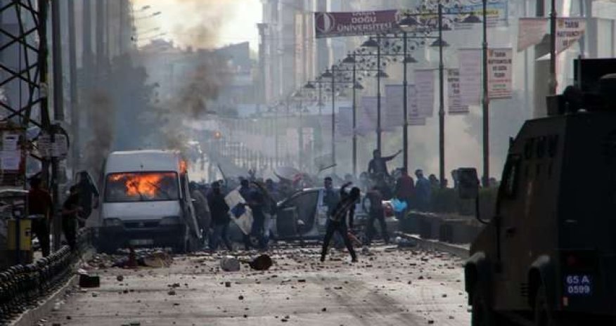 Türkiyə yenə qarışdı: 15 ölü, çoxsaylı yaralı - FOTOLAR
