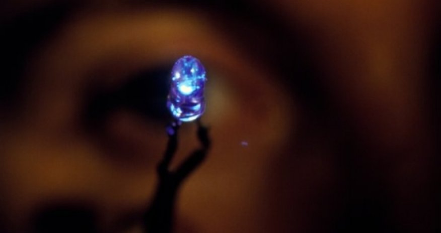 Invention of blue LEDs wins physics Nobel