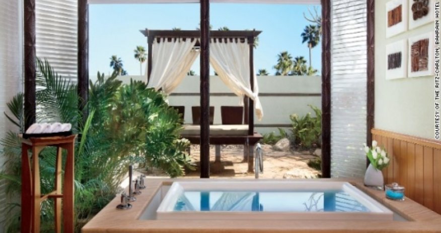 10 of the world's splashiest hotel bathrooms - PHOTO