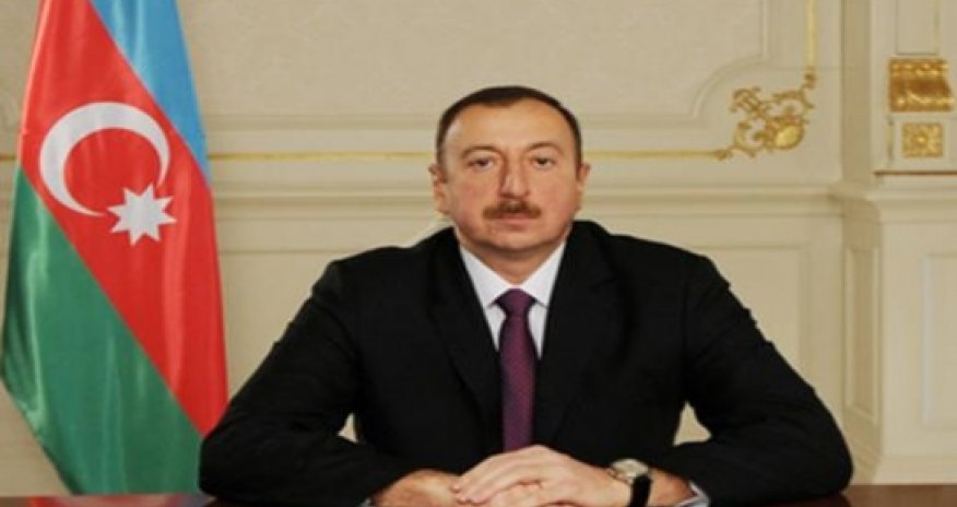 İlham Əliyev Macarıstan prezidentini təbrik etdi