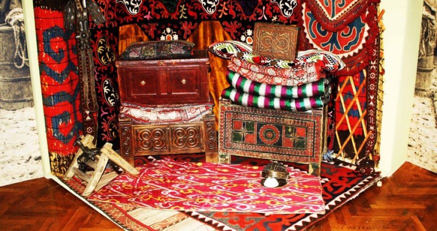 Exhibition of traditional clothing opens in Baku - PHOTO