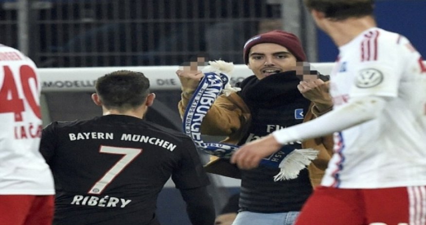 Ribery hit in the face with pitch invader's scarf