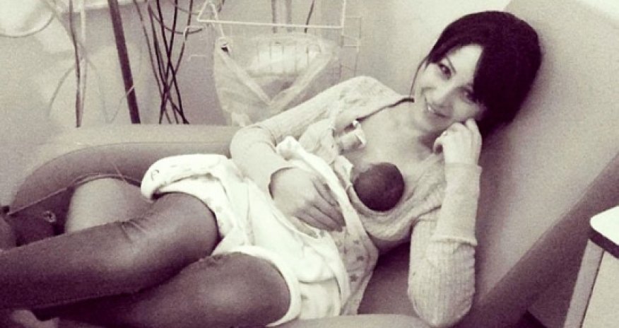 Facebook removes mother's breastfeeding photo