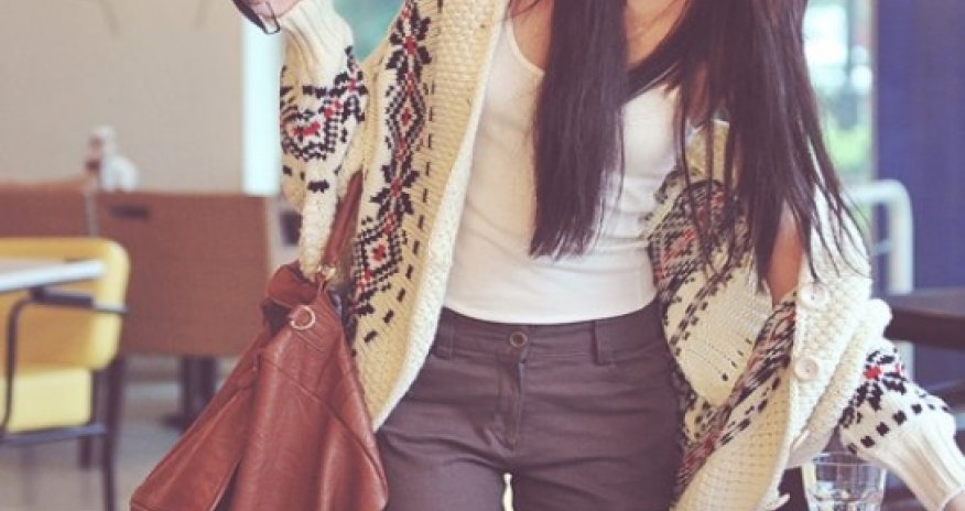 App lets 'fashion adviser' followers give HONEST feedback - VIDEO