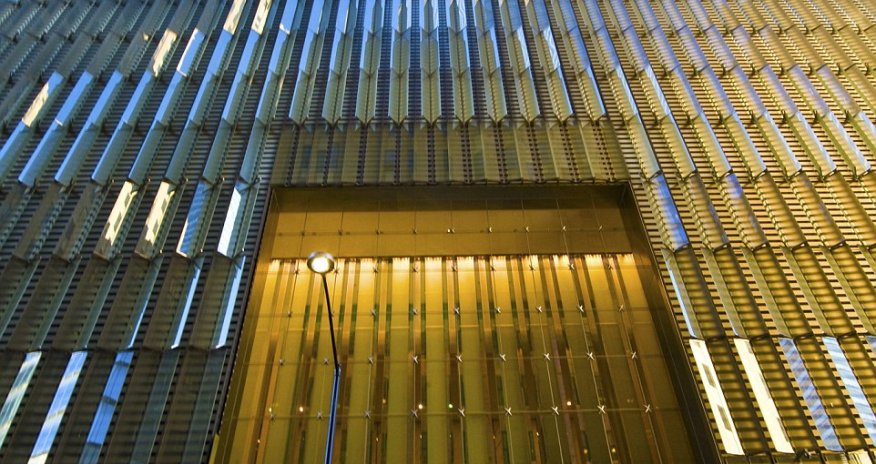 World Trade Center reopens for business 13 years after terrorist attack - PHOTO