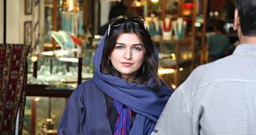 Iran activist Ghoncheh Ghavami 'on hunger strike'