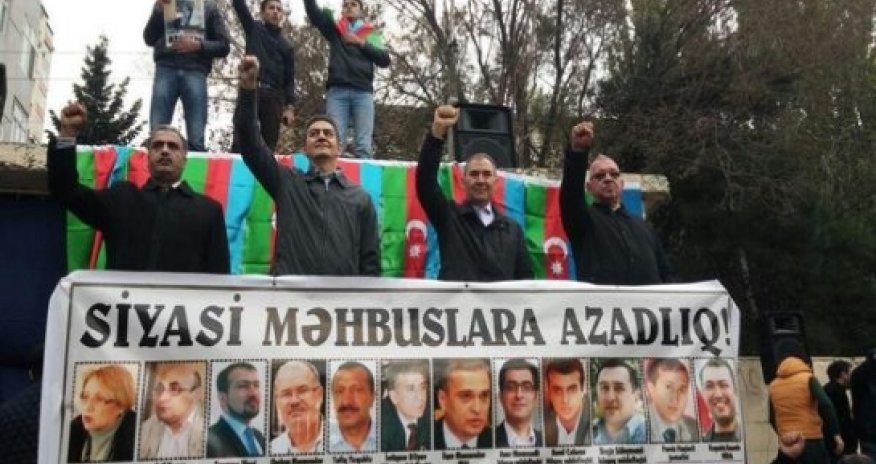 Azerbaijani opposition demonstrates in Baku