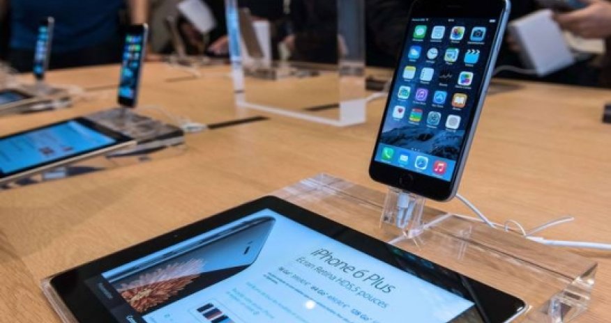 Apple now worth more than the entire Russian stock market