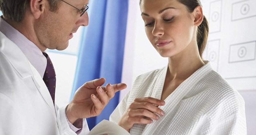 'Vacation breasts' could leave holidaymakers with two different cup sizes - PHOTO