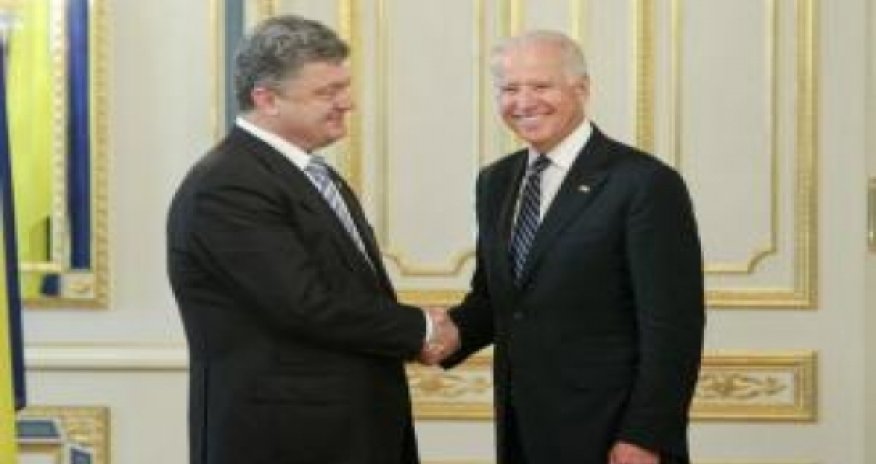 Байден: «Если Украина продолжит двигаться тем же курсом, то международные партнеры будут помогать ей»
