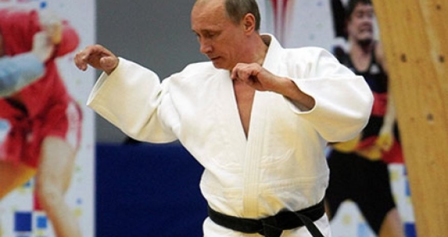 Путин получил очередной дан по каратэ