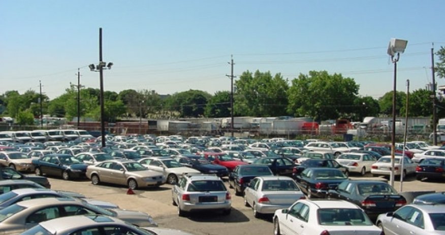 Резкое снижение импорта автомобилей из Грузии в Азербайджан