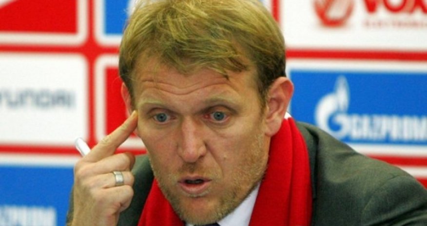 Роберт Просинечки приехал на переговоры с АФФА