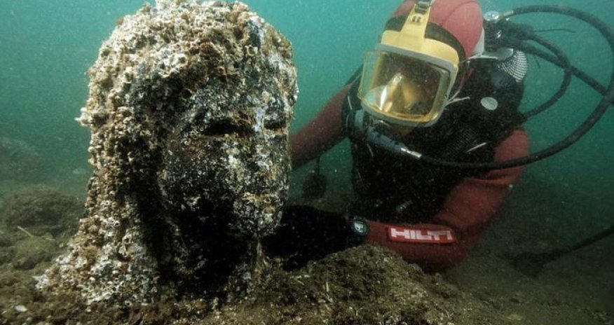 Incredible underwater city thought to have been lost for centuries - PHOTO