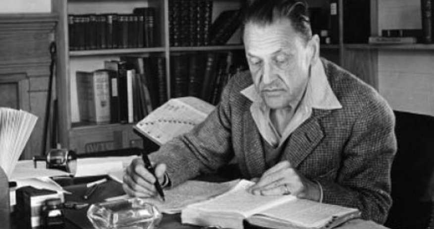 E-Kitab: Somerset Moem. Torba dolusu kitab. (Hekayə)