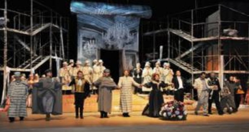 Moscow artists stage opera in Heydar Aliyev Center