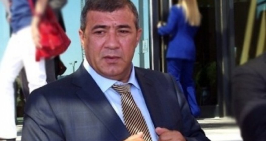 Erməni prezident Azərbaycanda villa tikdirir