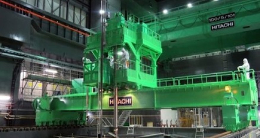 Fukushima begins fuel rod removal