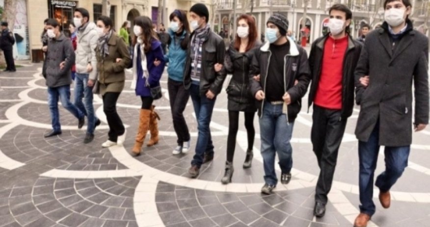 Azerbaijan mulls banning masks in demonstrations