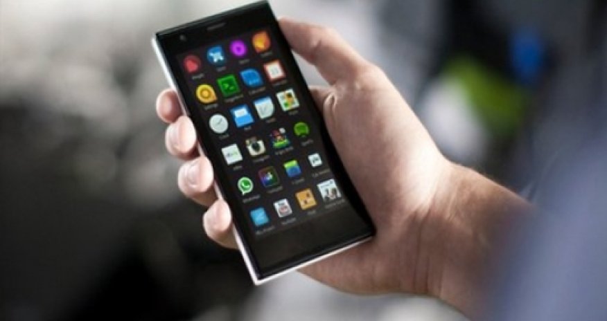 Ex-Nokia employees launch smartphone