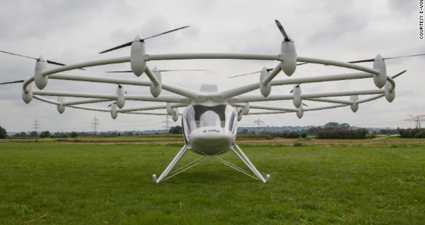 18-propeller electric helicopter takes flight - PHOTO