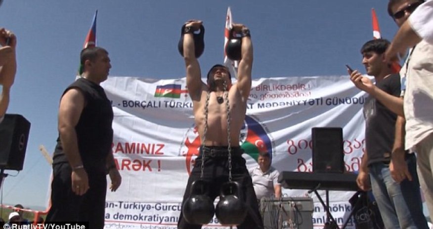 More: Views of Derbent, ancient Azeri town - PHOTO