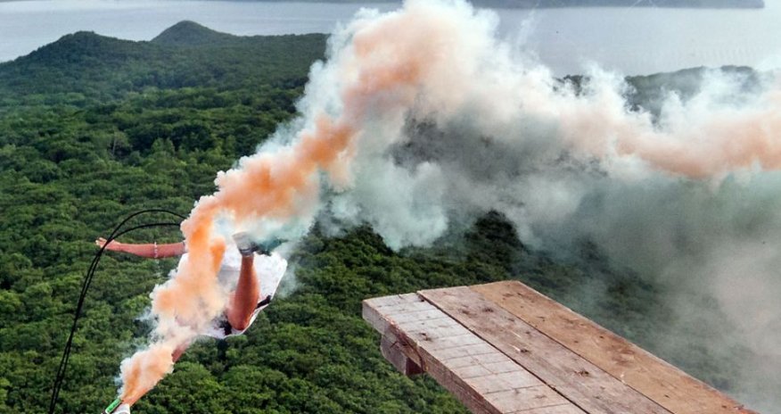 Don't try this at home - PHOTO+VIDEO