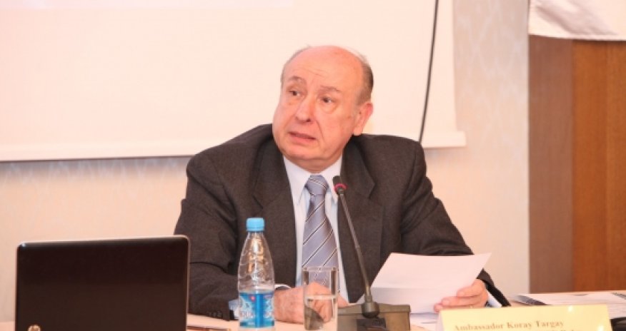 Integration of energy efficiency provisions in public buildings