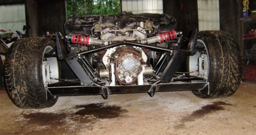 Car fanatic builds himself a £5million McLaren F1 supercar - PHOTO