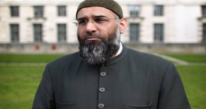 Why do some Muslims choose politics and others violence?