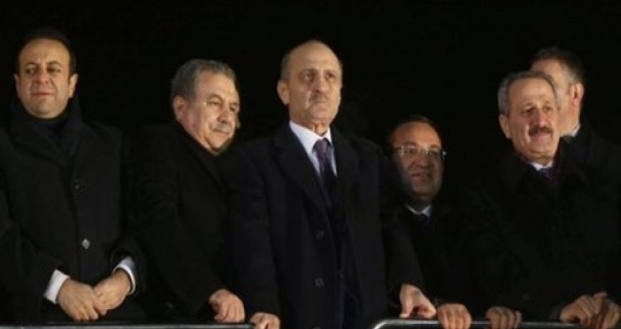 Defiant Turkish premier in major cabinet reshuffle
