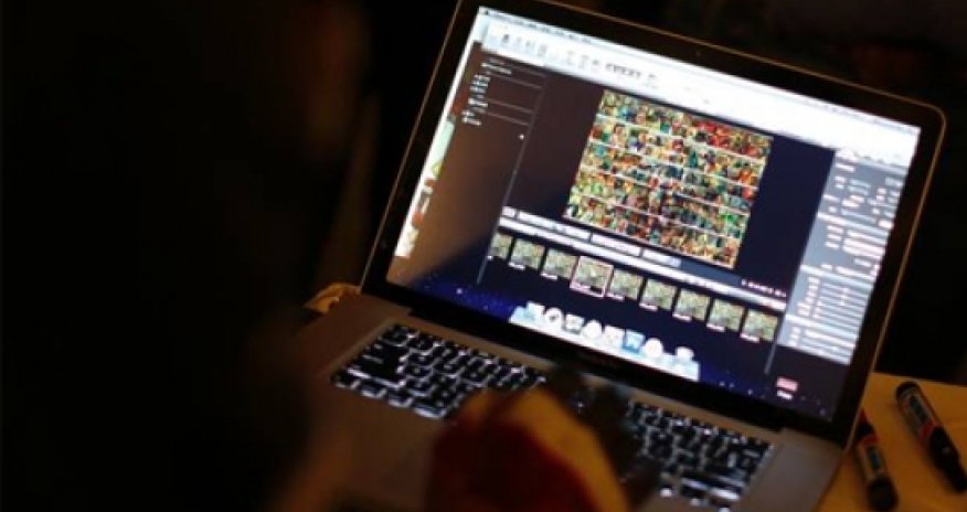 Plans for a universal laptop charger to save money and e-waste