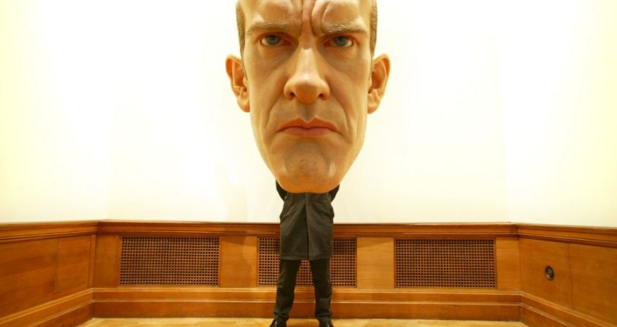 Sculptor creates hyper-realistic models of humans - PHOTO