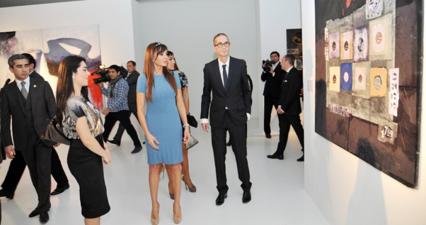Fly to Baku art exhibition opens in Baku - PHOTO