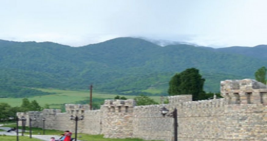 Azerbaijan: Ismayilli wine and the milk drinkers