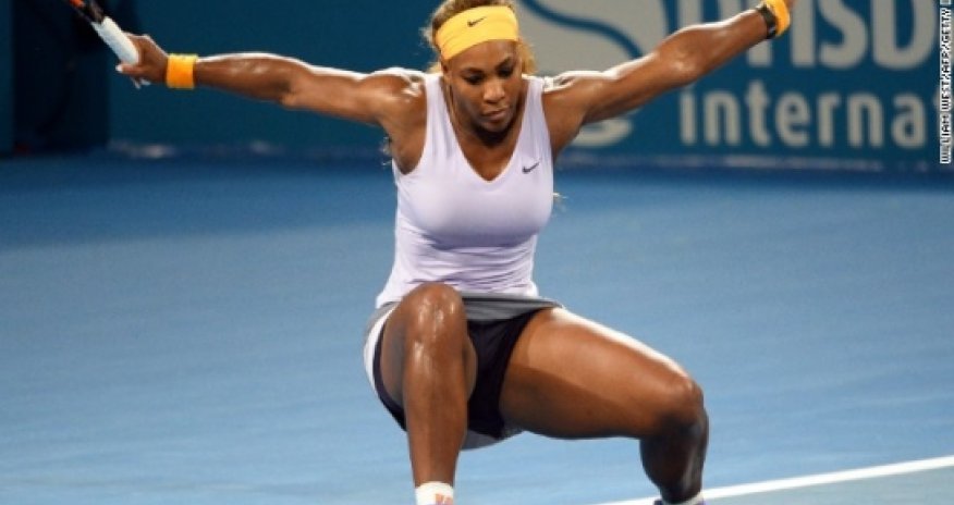 Serena Williams cements status as Australian Open favorite