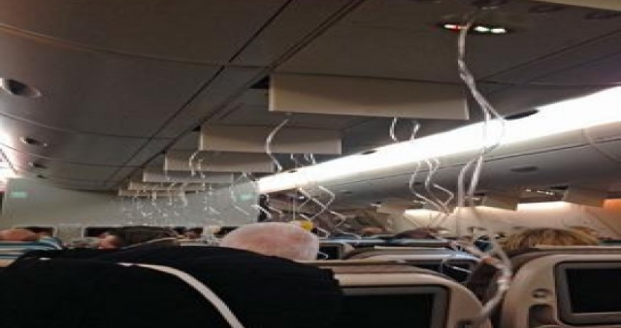 Singapore Airlines picks up enraged passengers in Baku